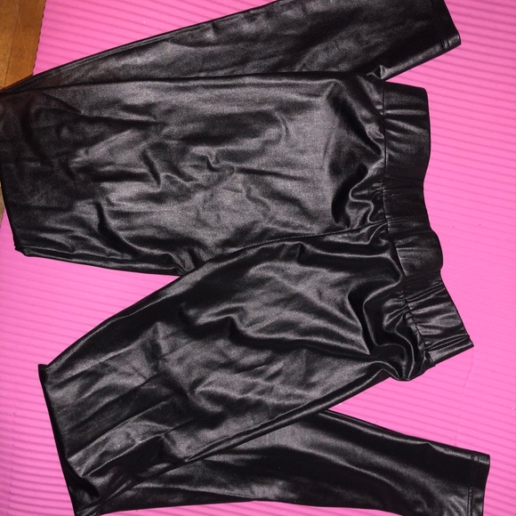 ❌❌SOLD❌❌ - Picture 3 of 3